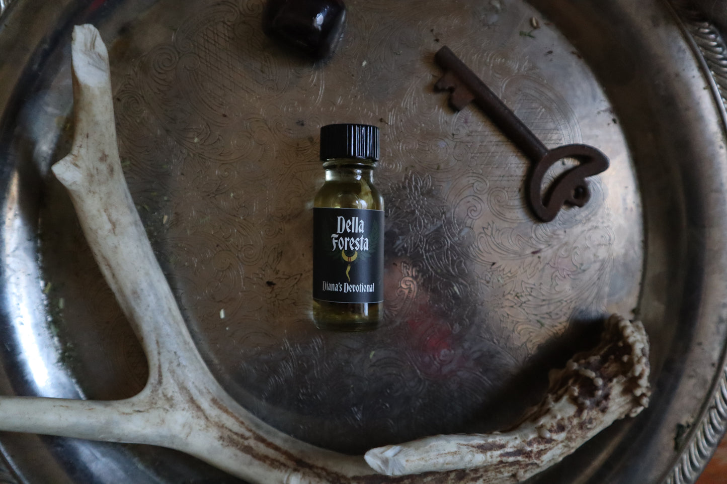 Della Foresta - Diana's Devotional Oil