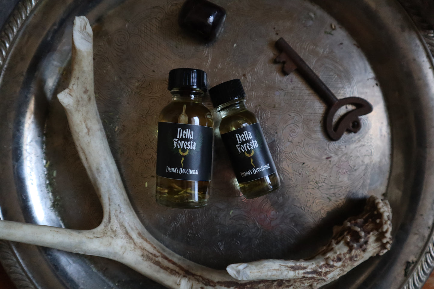 Della Foresta - Diana's Devotional Oil