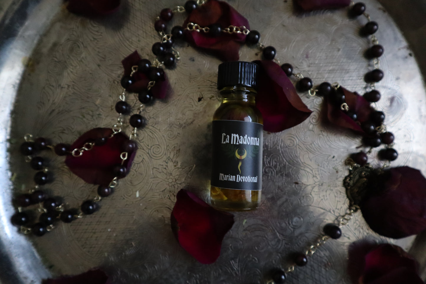La Madonna - Marian Devotional Oil