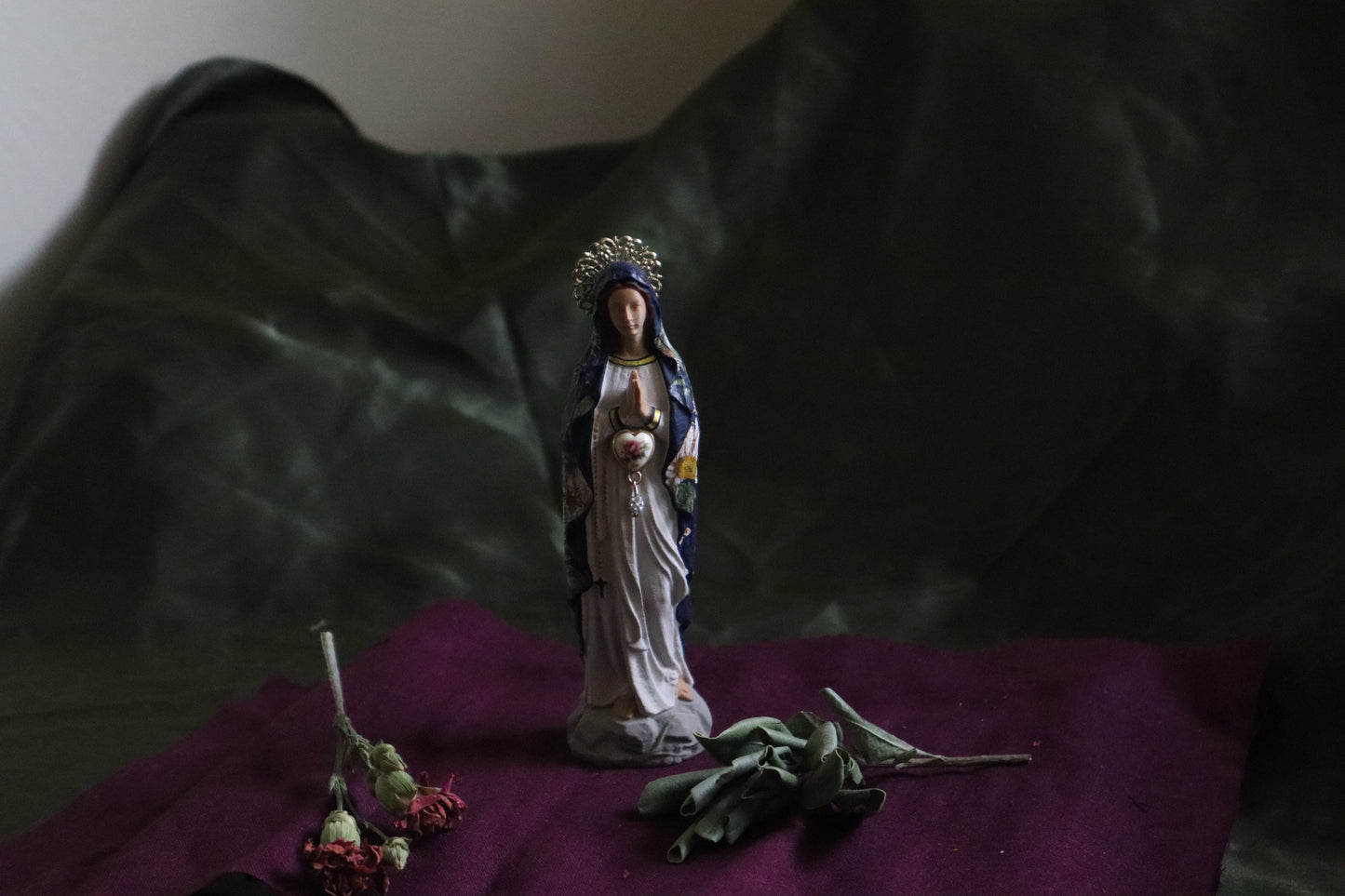 Cornflower Folk Mary Statuette