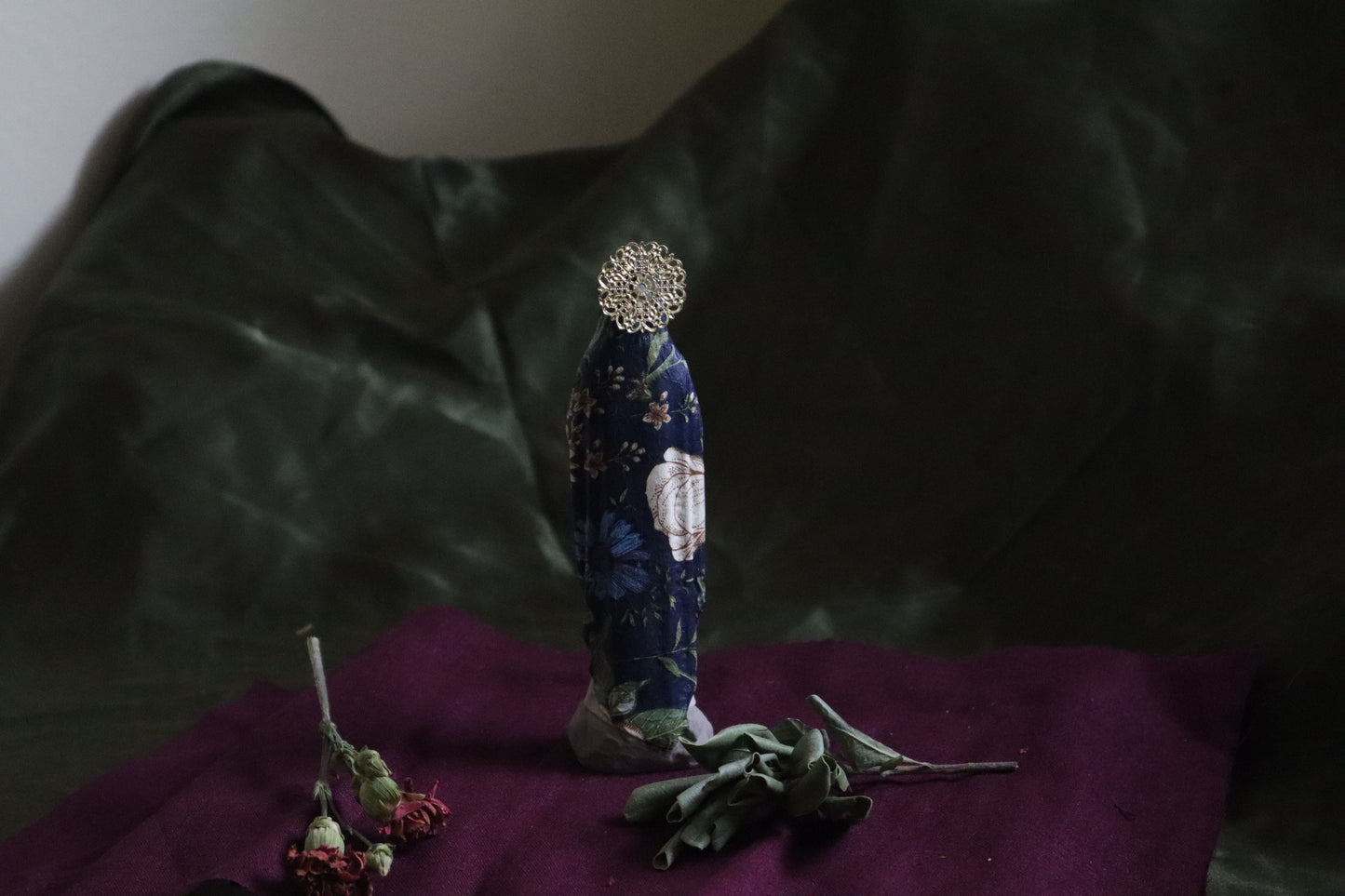 Cornflower Folk Mary Statuette