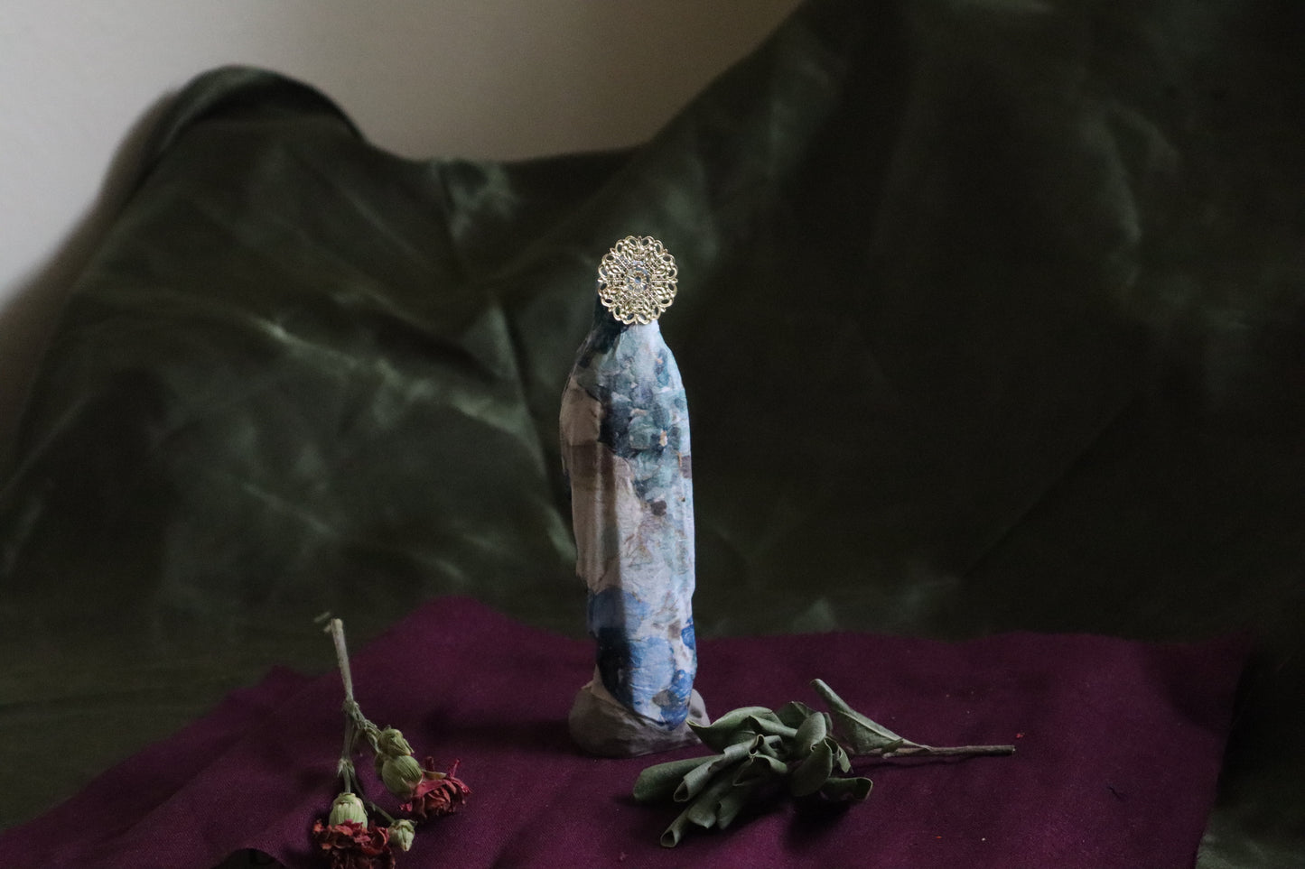 Periwinkle Folk Mary Statuette
