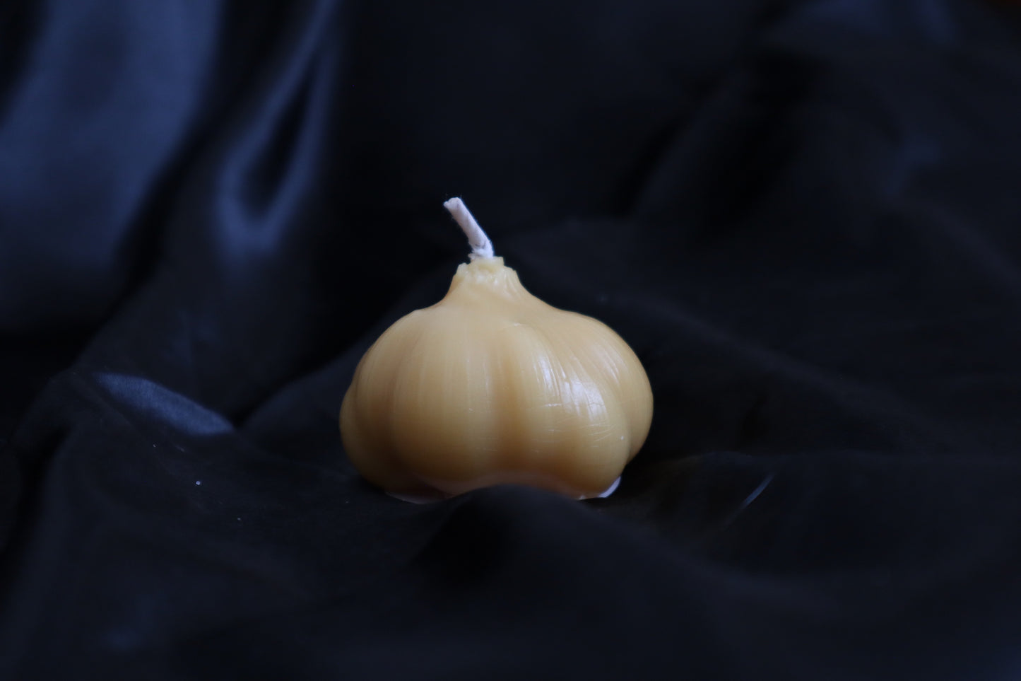 Garlic Beeswax Candle